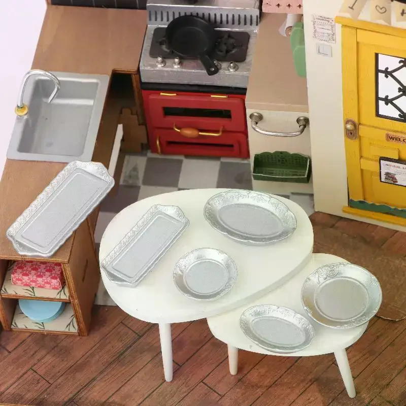 6Pcs 1/12 Puppenhaus Silber Teller Tablett Modell Puppenhaus Küche Geschirr Dekoration Spielzeug Puppen Haus Zubehör
