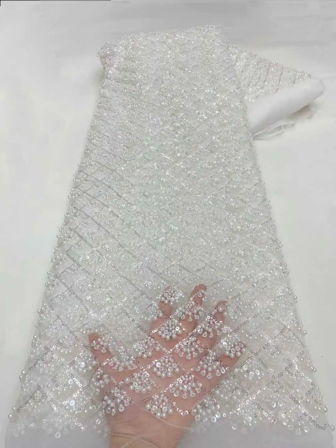 Tessuto di pizzo tull nigeriano di lusso con paillettes di perline fatte a mano per le donne Moda africana 5 metri - Ultimo design di tessuti da sposa