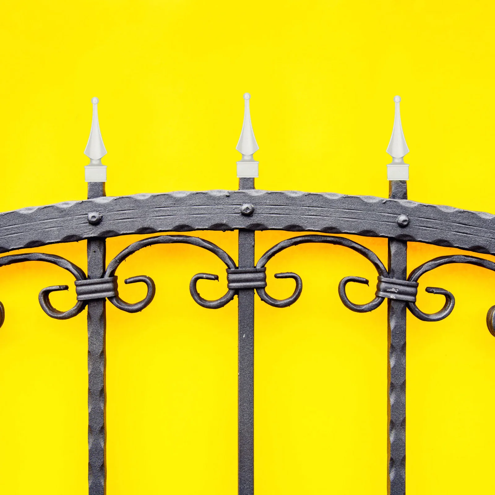 

4Pcs Aluminum Fence Spears Finials Sturdy Corrosion-Resistant Decorative Outdoor Caps Fence Toppers for Yard