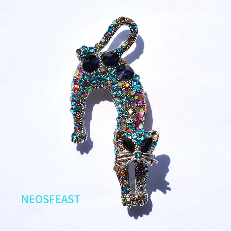 Rhinestone Cute Cats Brooches for Women Crystal Pin Delicate Corsage Multi Color Ladies Gifts Party Ornaments Fashion Jewelry