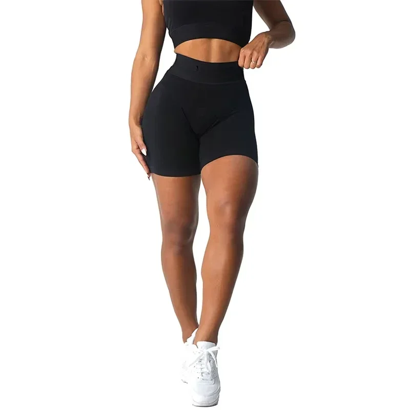 New Sport Seamless Shorts Spandex Shorts Woman Fitness Elastic Breathable Hip-lifting Leisure Sports Running