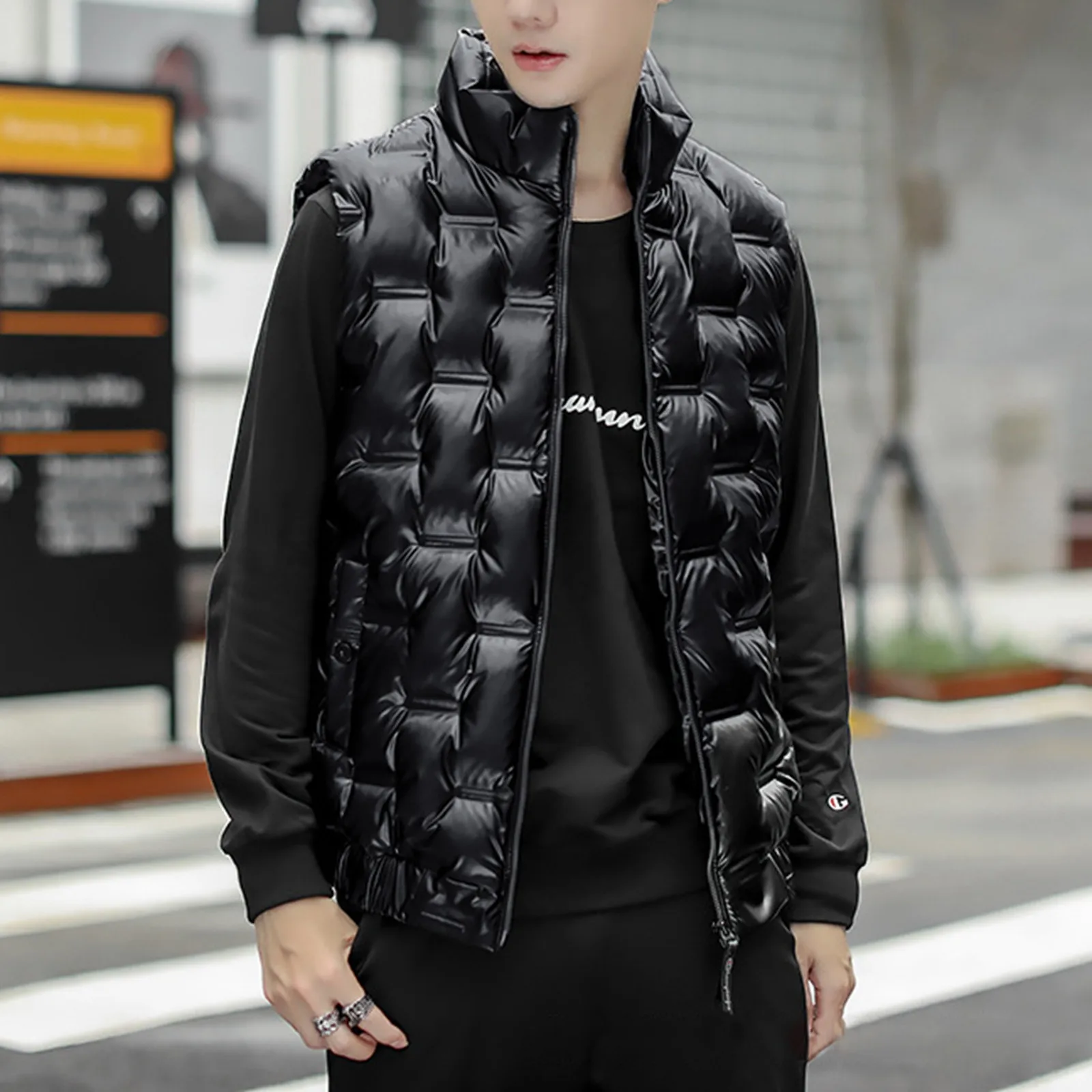 

2023 Autumn Winter New Men Cotton Bright Vest Jacket Sleeveless Down Waistcoat Jacket Male Casual Vest Plus Size Coat