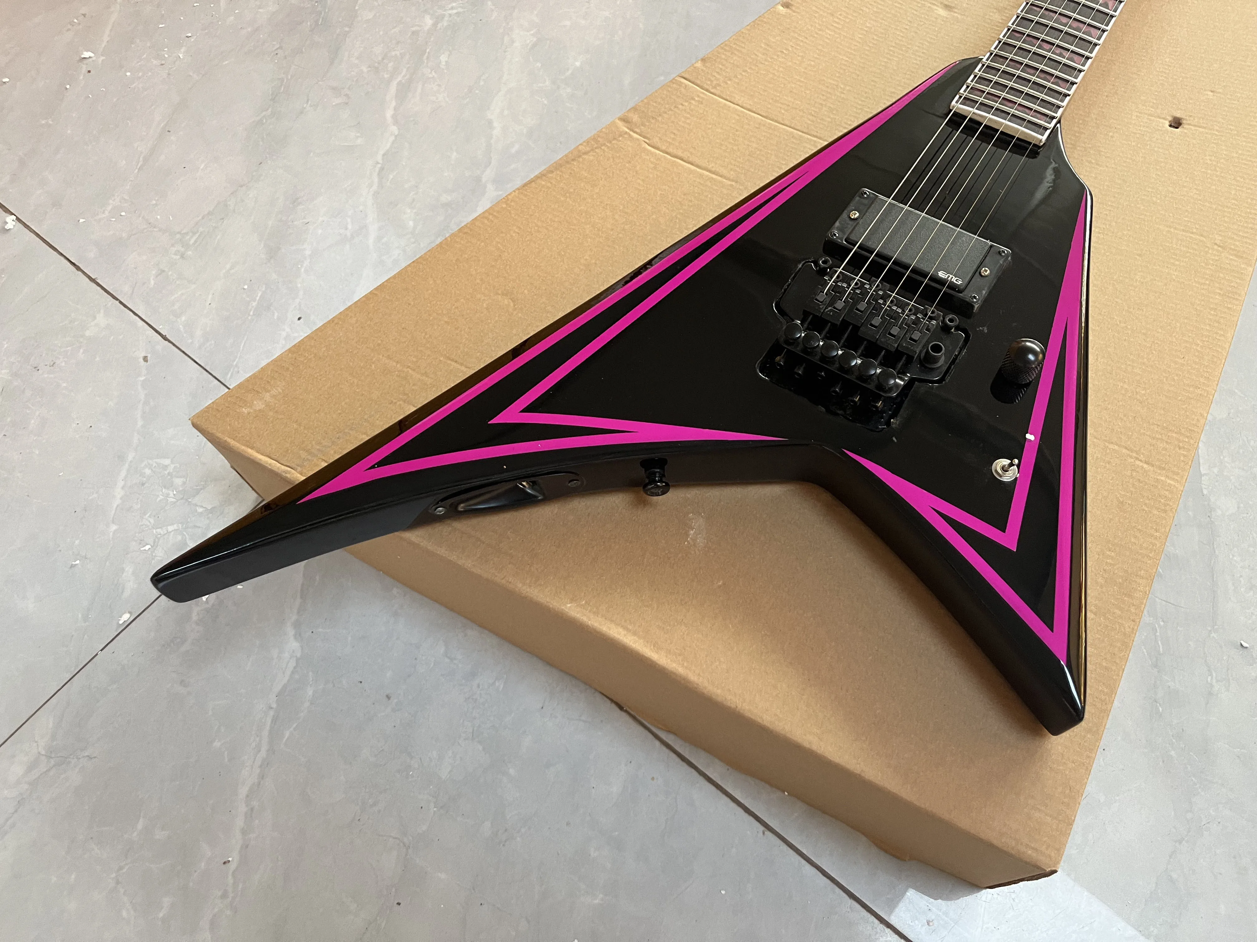 Chinese OEM Electric guitar Alexi Laiho Pink Sawthooth EMG pickups active in stock