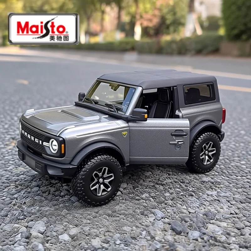 

1/24 Ford Bronco Lima Badlands 2021 SUV Alloy Car Model Diecast Metal Toy Off-road Vehicle Model Simulation Collection Kids Gift