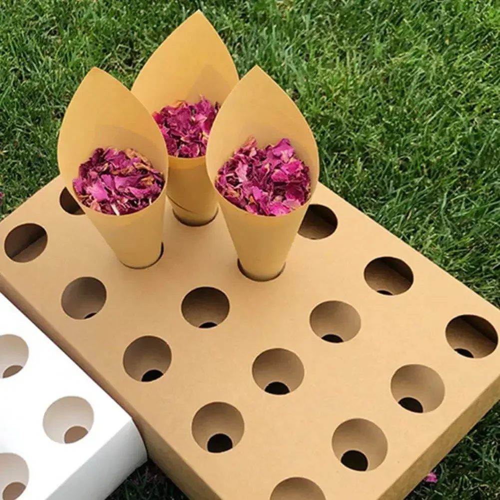 30 pçs cones de confete com suporte caixa de suporte de confete de casamento bandeja pétalas buquê suporte de doces para festa de aniversário 4
