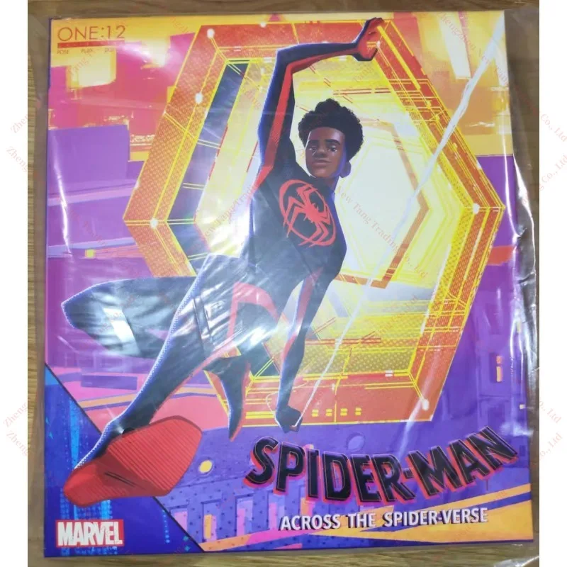 Original MEZCO TOYZ ONE:12 Spider Man Across the Spider-Verse Miles Morales 1/12 PVC Anime Action Figure Sammlung Modell Spielzeug