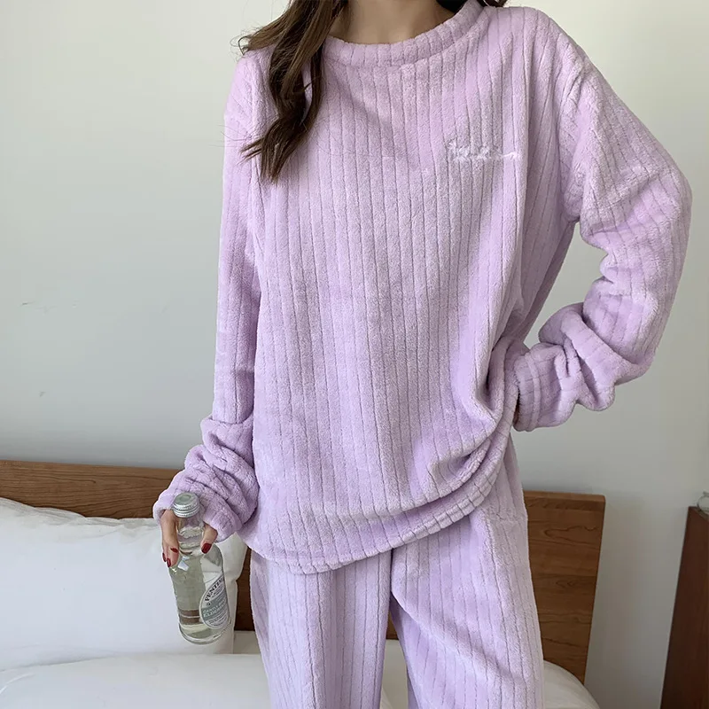 Winter Women\'s Coral Fleece Pajamas Sets Striped Warm Suit Sleepwear Loose Homewear Home Leisure Clothing