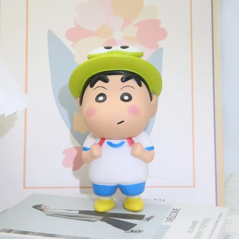 Figurine d'action Crayon Shin-chan de 18cm, Grenouille mignonne, ornements décoratifs pour voiture de bureau, modèle de poupée à collectionner, cadeau