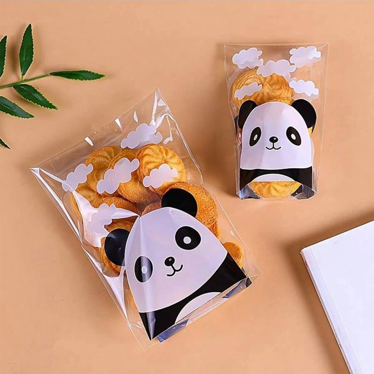 100 Uds.-bolsa de aperitivos con forma de panda, bolsa de aperitivos autoadhesiva con animales de dibujos animados, bolsa de galletas y dulces, descuentos para fiestas de cumpleaños y vacaciones