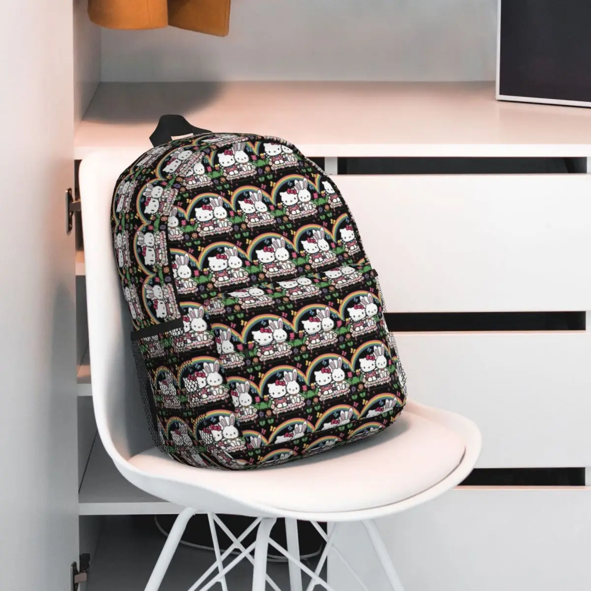 Hello Kitty Durable 15-Inch Backpack - Ergonomic Lightweight Design for Comfort and Convenience