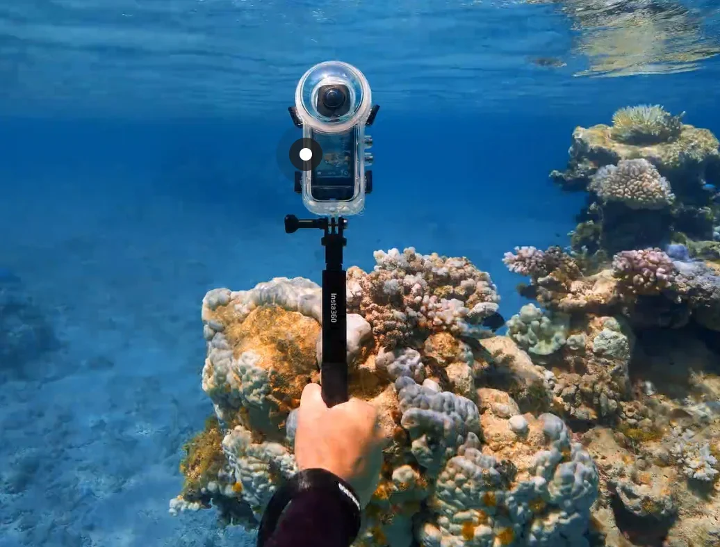 Insta360 X4 الرياضة بانورامية HD دراجة نارية ركوب الكاميرا 360 المضادة للاهتزاز شاشة تعمل باللمس تسجيل الفيديو كاميرا مقاومة للماء #3