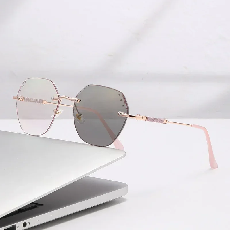 Oversize Rimless Photochromic Myopia Glasses for Women  Twinkling Anti-blue Light Near Sighted Eyewear UV Goggle Shades 0 to-4.0 - Image 4