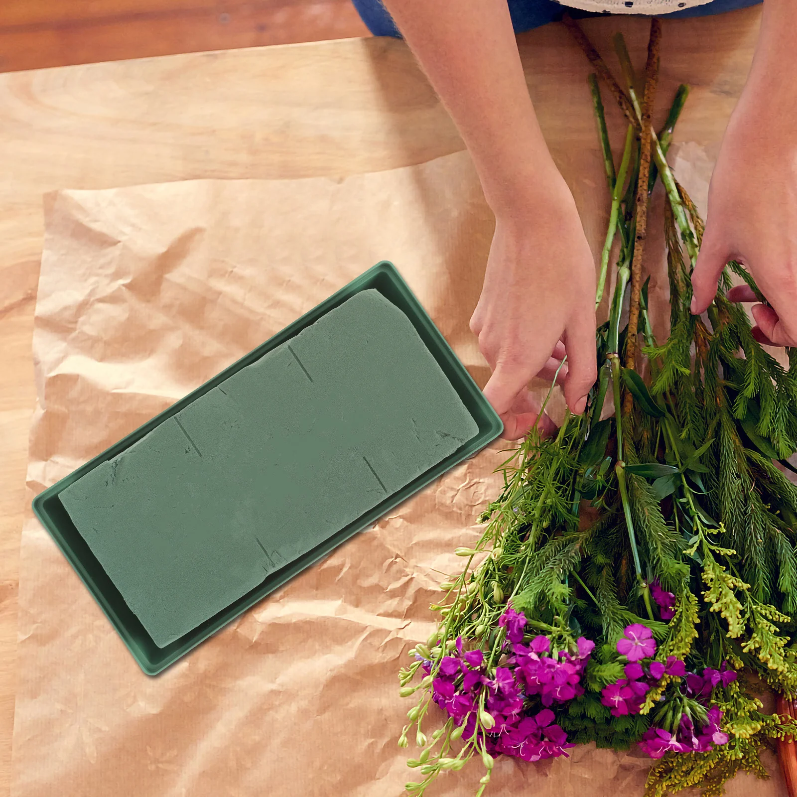 

2 Pcs Green Tray Tombstone Headstone Saddle with Floral Foam for Fresh Flowers Grave Decor DIY Arrangement Tool