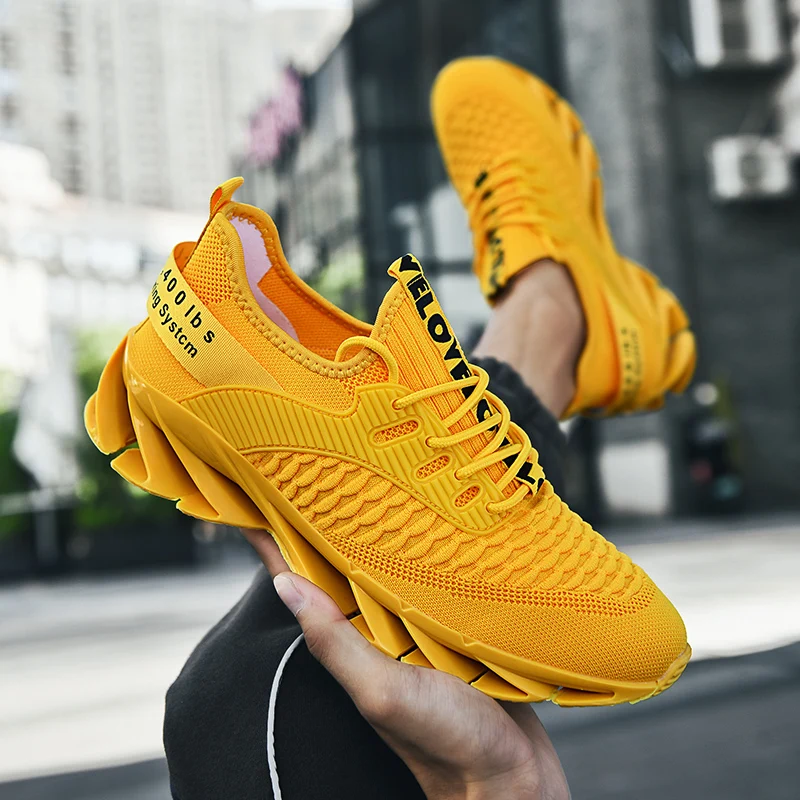 Projektant Mężczyźni Casual Sneakers Trending Yellow Men Lace Up Slip Soft Breathable Sapato Masculino Tennis Baskets Zapatillas Hombre