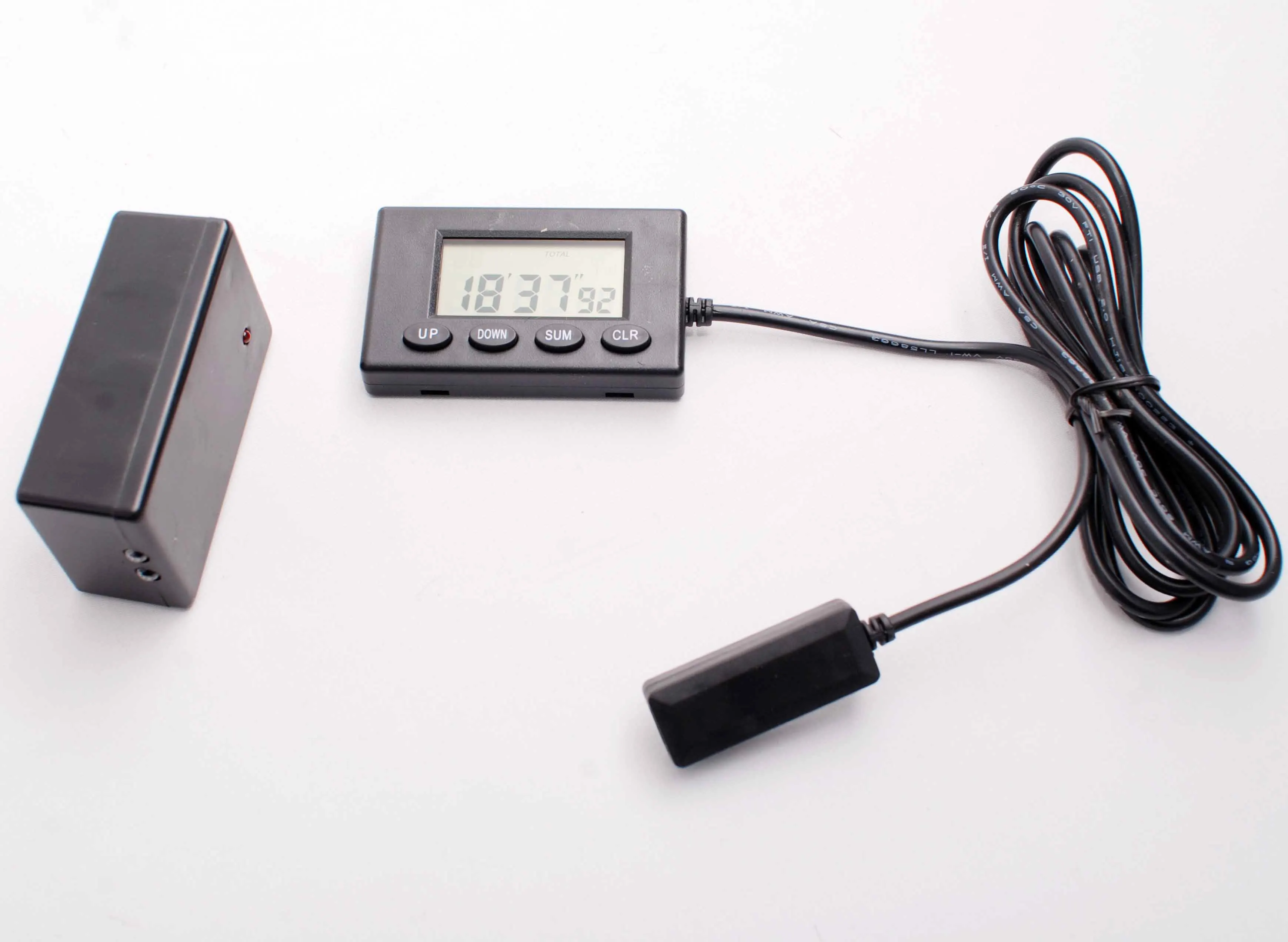 Track race lap speed timer suitable for motorcycles, cars, go karts, bicycles with a 1-second interval