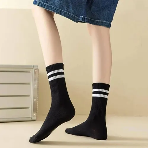 Women's Socks & Hosiery