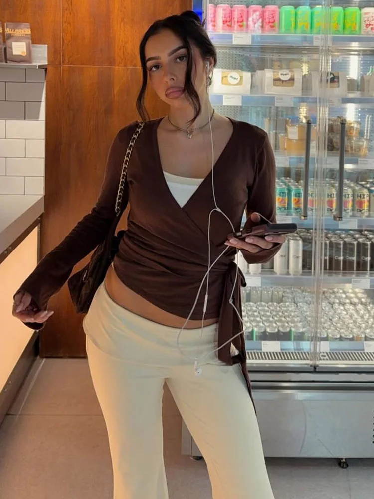 

Tossy Summer V-Neck Lace-Up T-Shirts Top For Women Loose Long Sleeve Solid 2026 New Holiday Inner Top Female Casual Tee Pullover