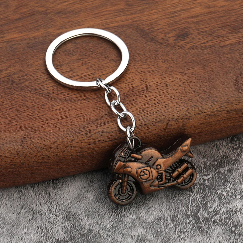 1PCS Motorcycle Pendant Key Chain Portable Zinc Alloy 3d Craft Keychain Car Interior Accessories Car Key Holder Durable Keychain