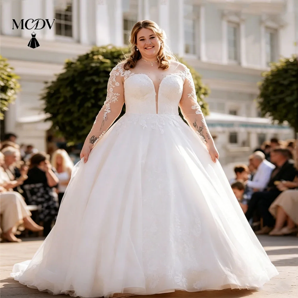

Plus Size Wedding Dresses Long Sleeves V-neck Boho Ball Gown A Line Applique Lace Beach Bride Gowns For Women 2026 Customized