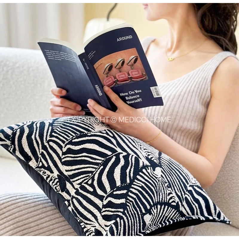 Medicci Home Nyamira Indigo Outdoor Pillow Case Modern Retro Abstract Zebra Jacquard Cushion Cover For Dormitory Condo Apartment