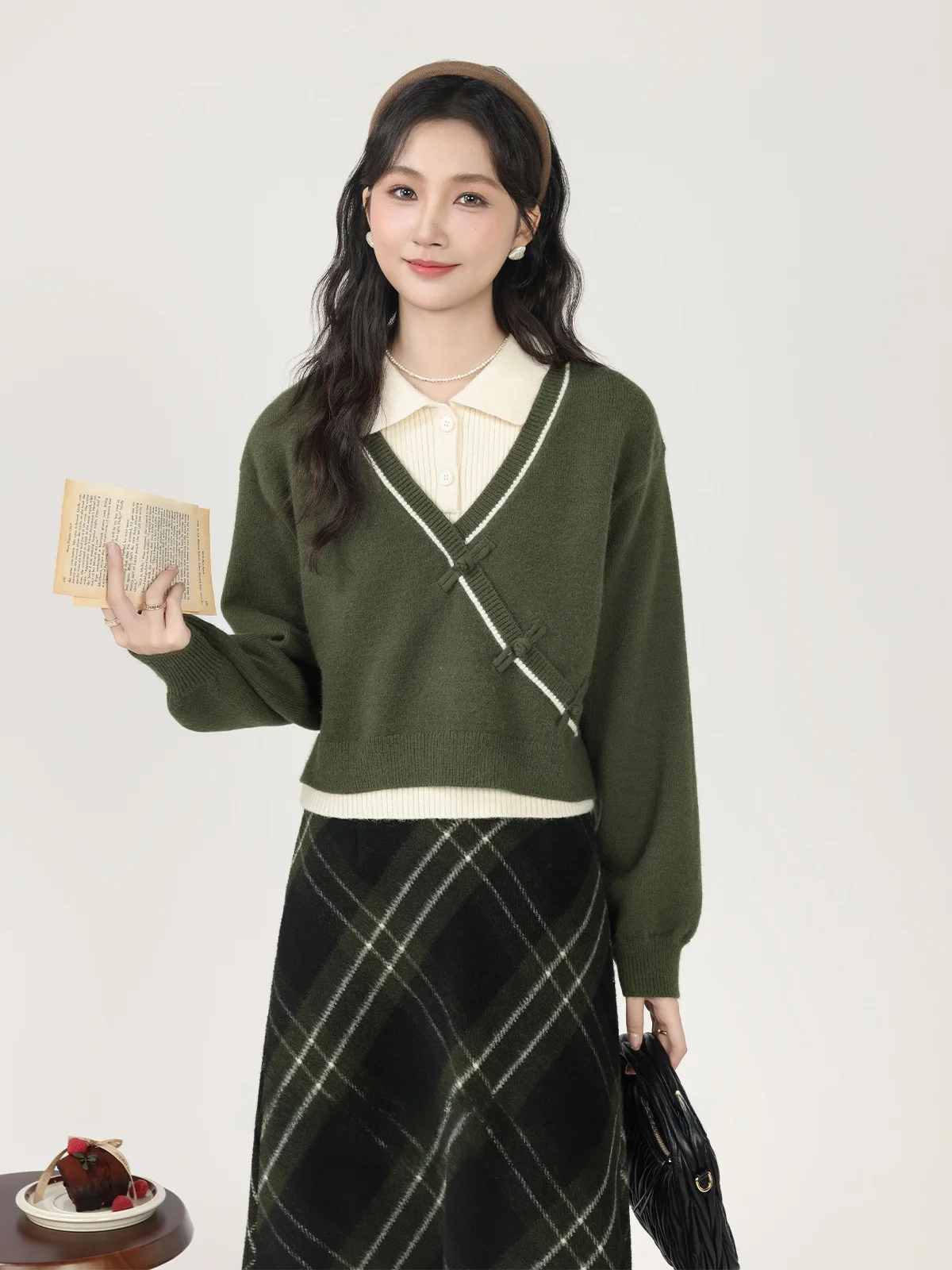 

Осенне-зимний комплект: юбка в клетку с высокой талией и вязаный топ для женщин, повседневный стиль, длинный рукав, застежка на пуговицы