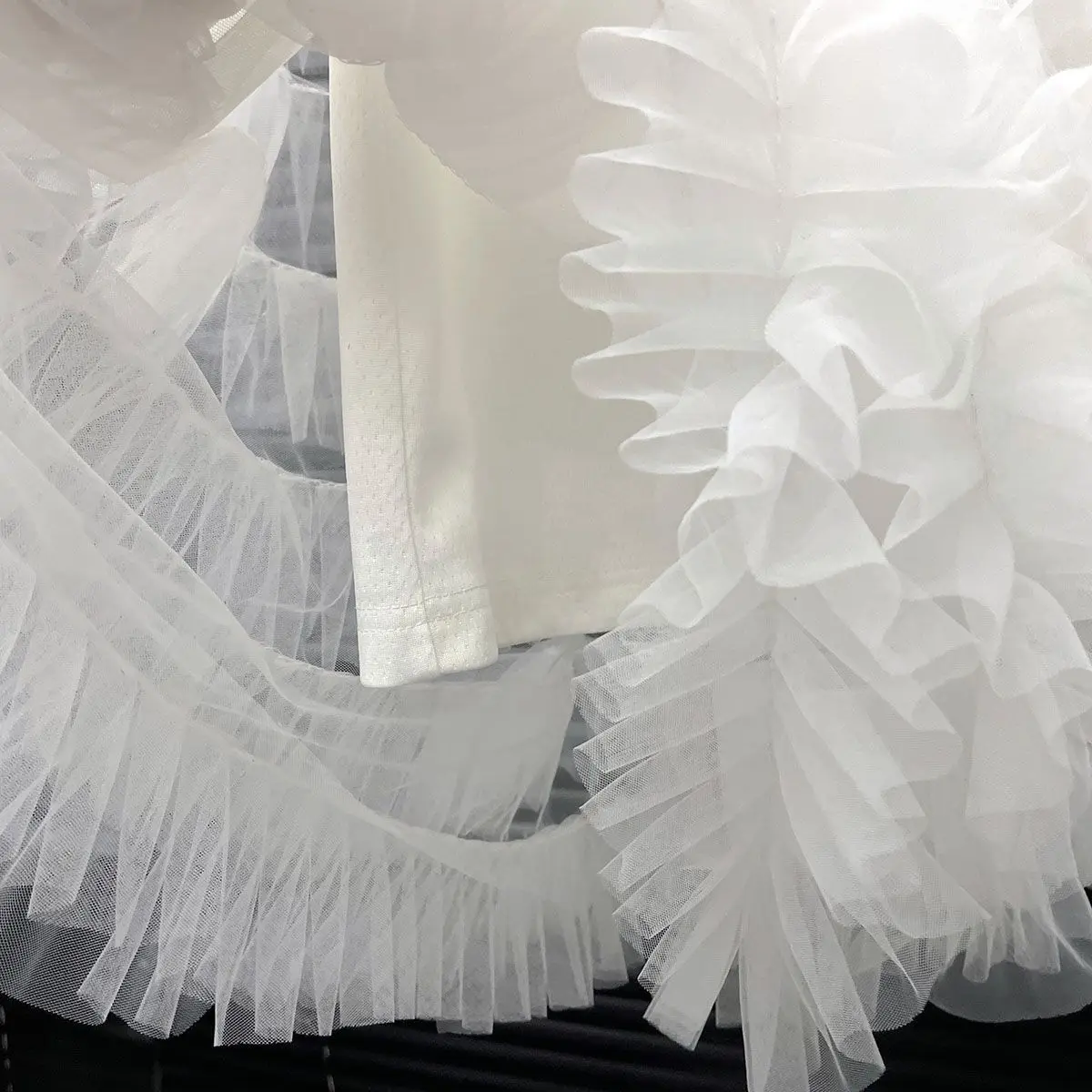 Femmes maille Patchwork volants gilet robe lettres chiffres imprimé sans manches t-shirt gaze épissé Lotus gâteau jupe longue débardeurs