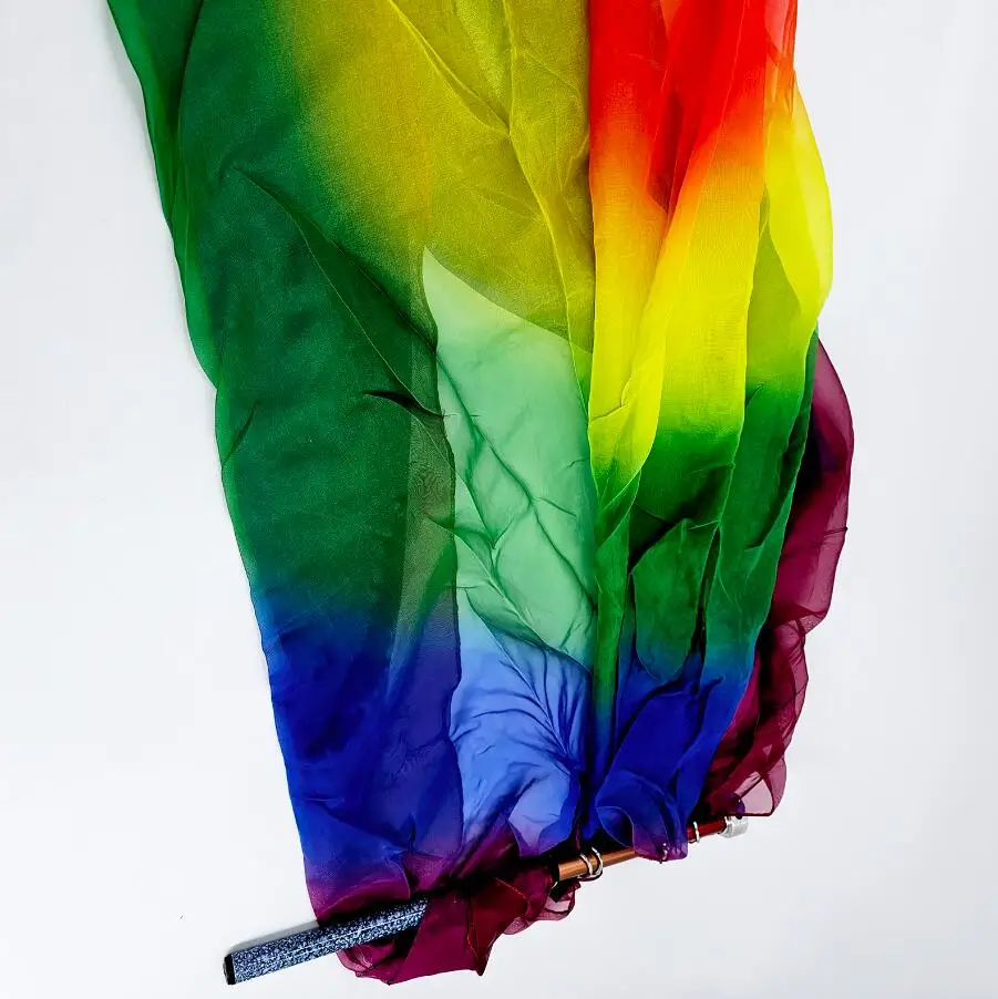 Produkcja jedwabiu RainBow (1,9 m * 1,4 m) magiczne sztuczki sceniczne wielokolorowe flagi produkcyjne sztuczki akcesoria do dowolnego rekwizytu końcowego pokazu