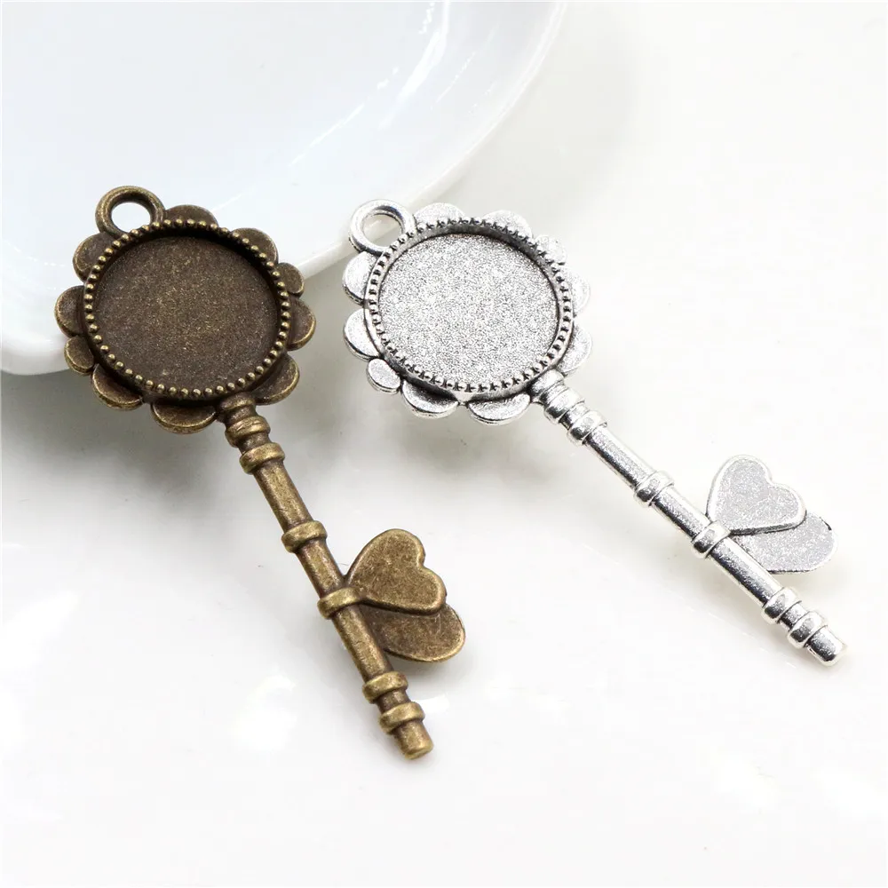 10pcs 14mm Inner Size Antique Bronze And Silver Plated Key Style Cabochon Base Cameo Setting Charms Pendant