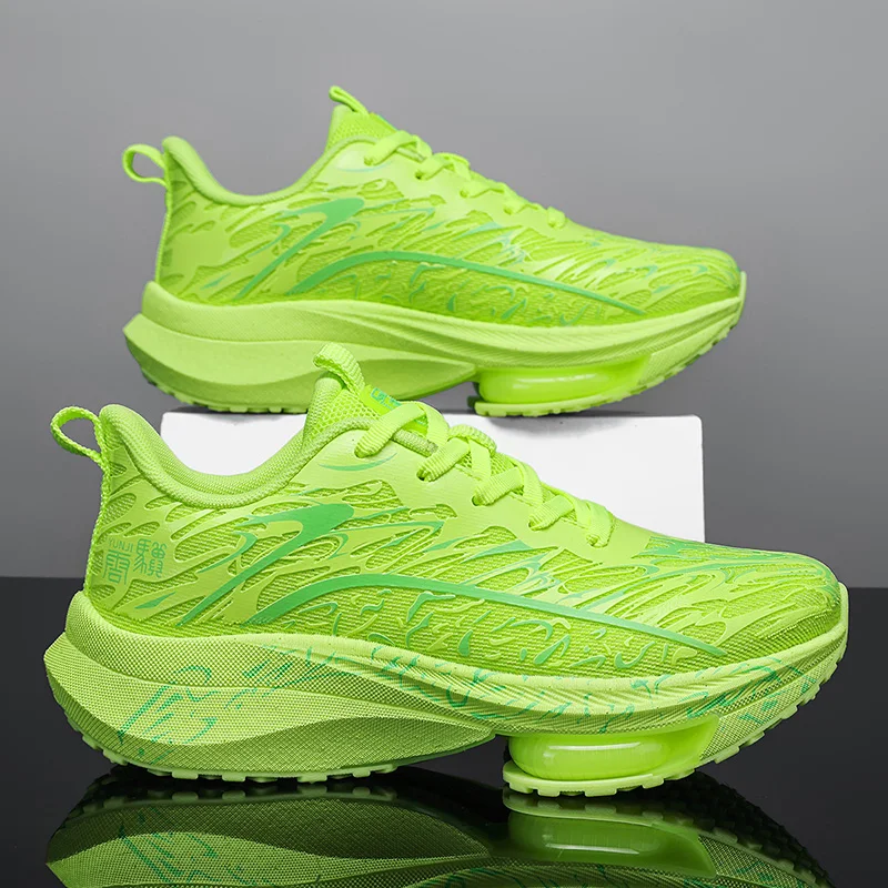 

New Lace Up Mesh Breathable Mens and Womens Sports Shoes Professional Racing Running Shoes Rebound Fashionable Walking Shoes