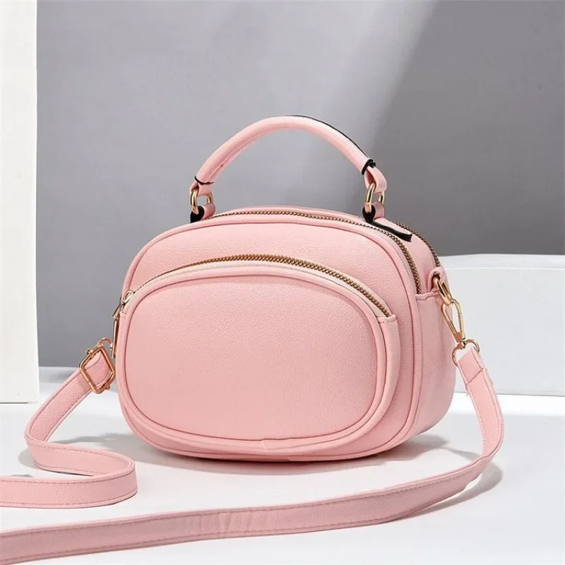 

Designer Vintage Crossbody Bag For Women Leather Handbag Luxury Elegant Minimalist Diaper Bag Stylish Tote Large Capacity Bag