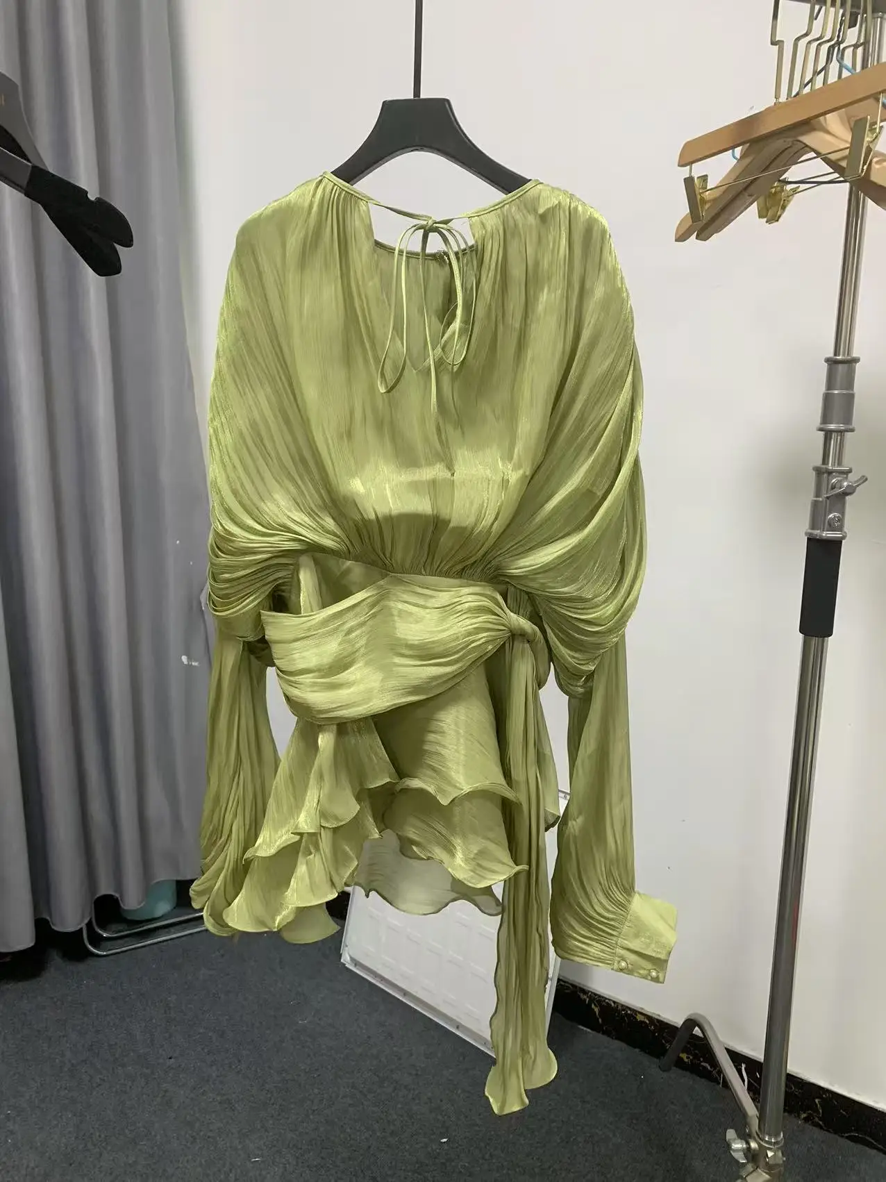 GALCAUR Solid Losse Splicd Lace Up Jurken Voor Vrouwen V-hals Lange Mouwen Patchwork Ruches Tuniek Jurken Vrouwelijke Fashio Nieuwe