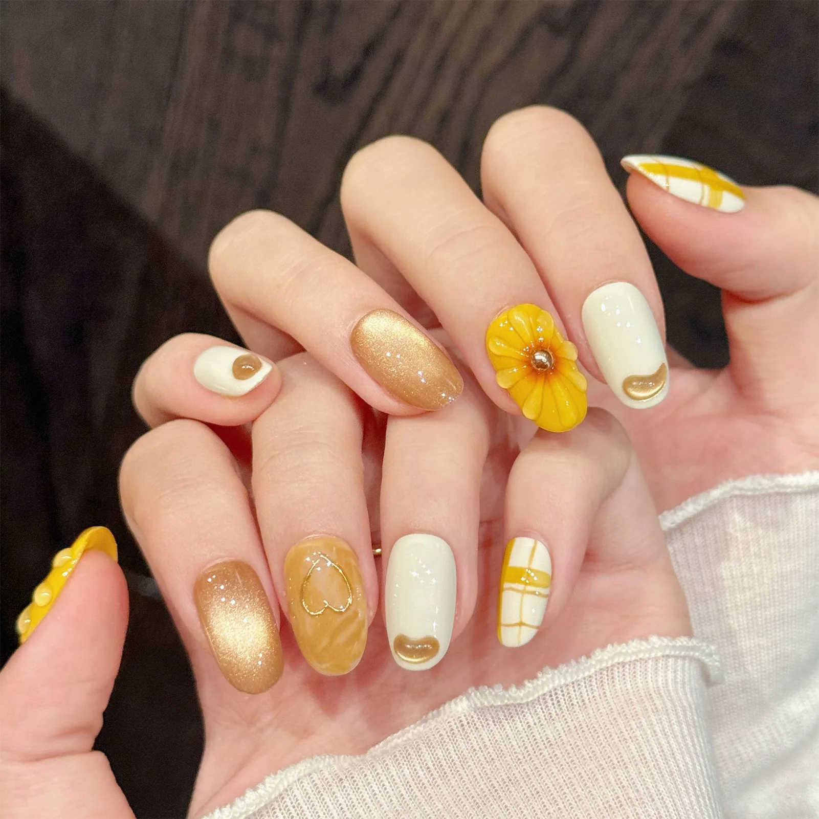 10-pecas-de-unhas-posticas-curtas-ovais-com-design-de-flor-laranja-unhas-falsas-para-mulheres-usaveis-na-primavera-e-verao-pontas-de-unhas-falsas-removiveis