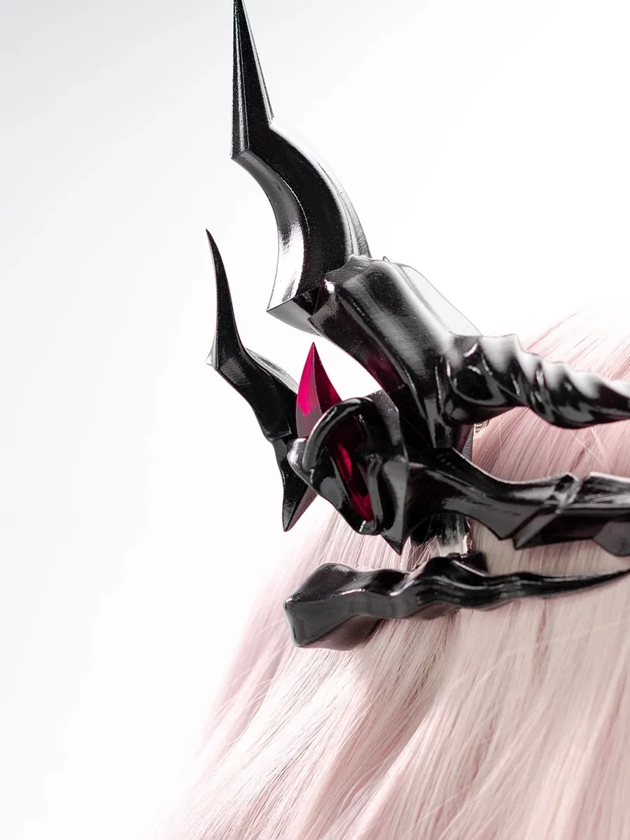 لعبة الحب والفضاء العميق البطلة تأثيري التنين القرن أقراط سيلوس أين دريك الظلال الخريف تأثيري الملحقات