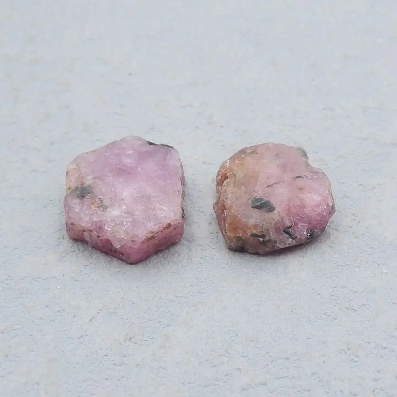 

Beauty Jewelry!Sale 2Pcs Natural Stone Ruby Gemstone Nugget Cabochons 14x5mm 13x12x4mm 4g