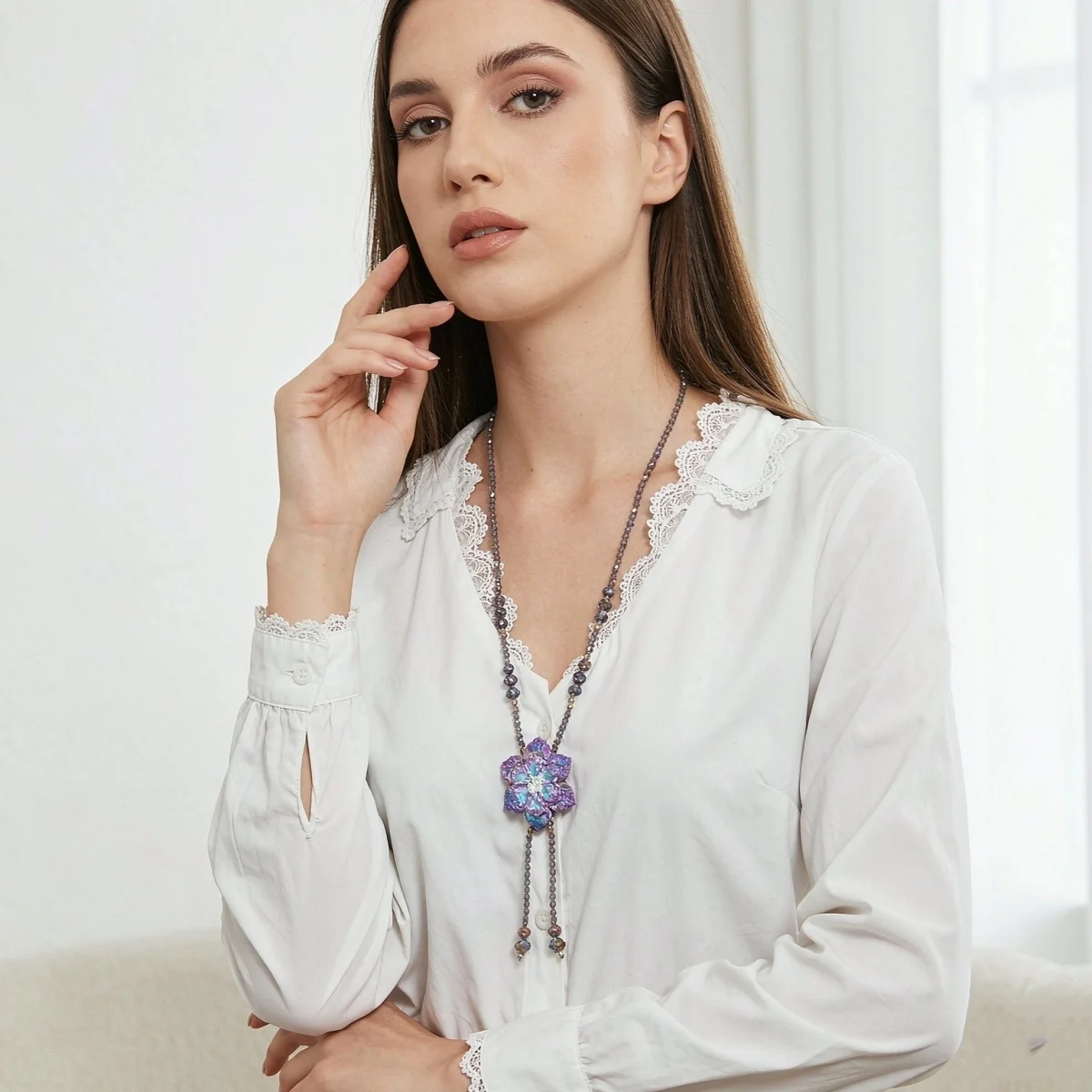 Glänzende lila Kristallblumen-Pulloverkette für Damen und Herren, Vintage-Halskette mit Kordelzug, Perlen, Y-förmiger Quasten-Blumen-Choker-Schmuck – Detail 5