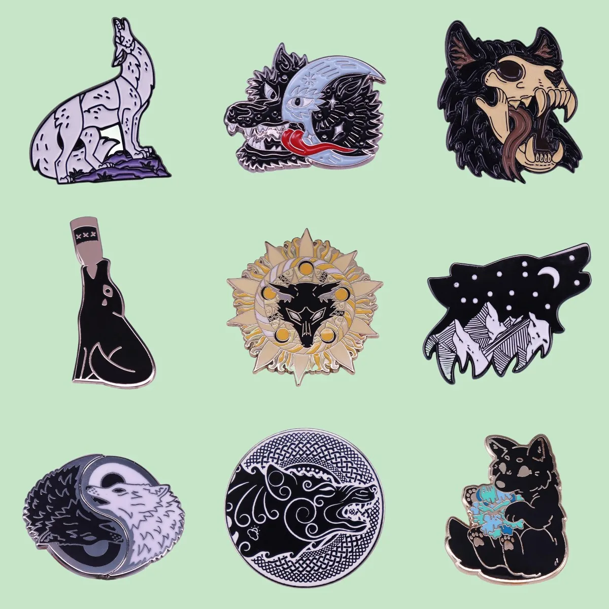 Wolf Enamel Lapel Pins Nature Savage Animals Yin Yang Badge Black Gothic Metal Brooch Jewelry Gift for Friends Drop Shipping