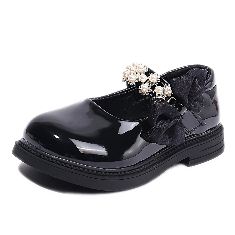: Sapatos de menina