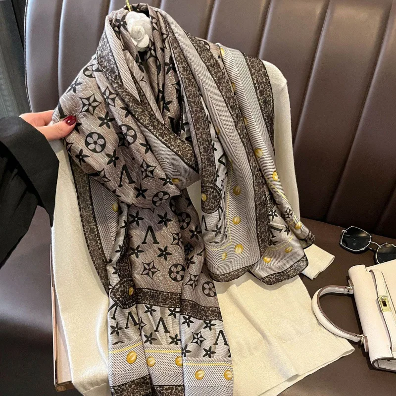 

Новый весенне-летний шелковый шарф, женский имитация большого размера, шаль для защиты шеи, солнцезащитный платок из пряжи, модный тренд