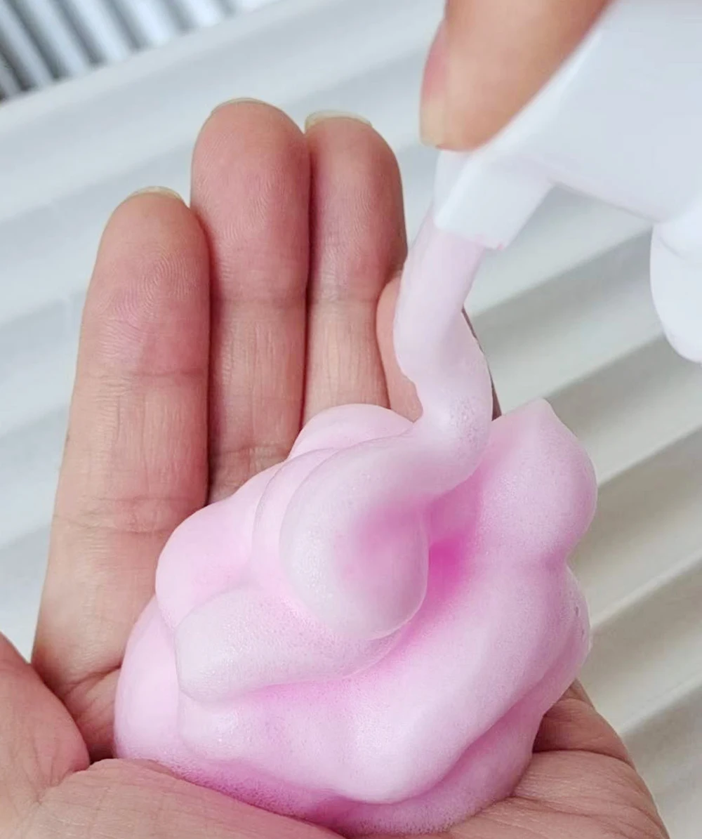 Custom Pink Eyelash Extension Shampoo Foam Cleanser Gentle Formula for Sensitive Lash Bath Remove Makeup with Brushes