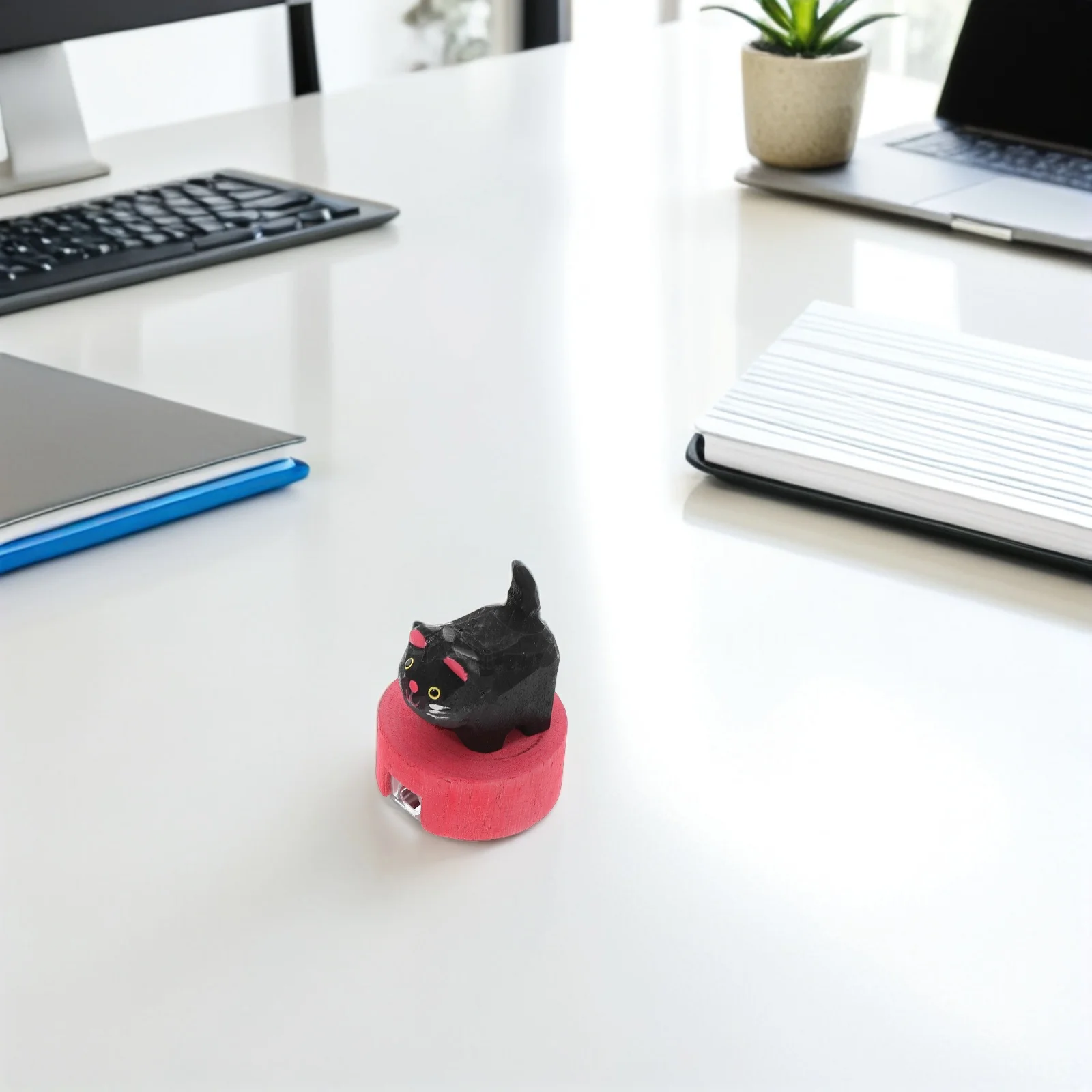 

2Pcs Wooden Black Cat Pencil Sharpener Manual Compact Sharpener for School Classroom Party Favor Black Cat Stationary