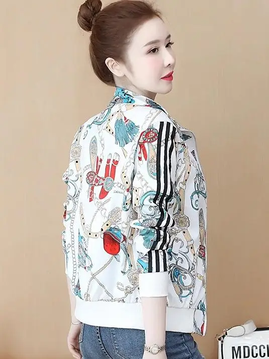 2025 nuevo temperamento de moda mujeres blanco Harajuku Floral Stand Collar chaqueta de béisbol primavera chica abrigo corto