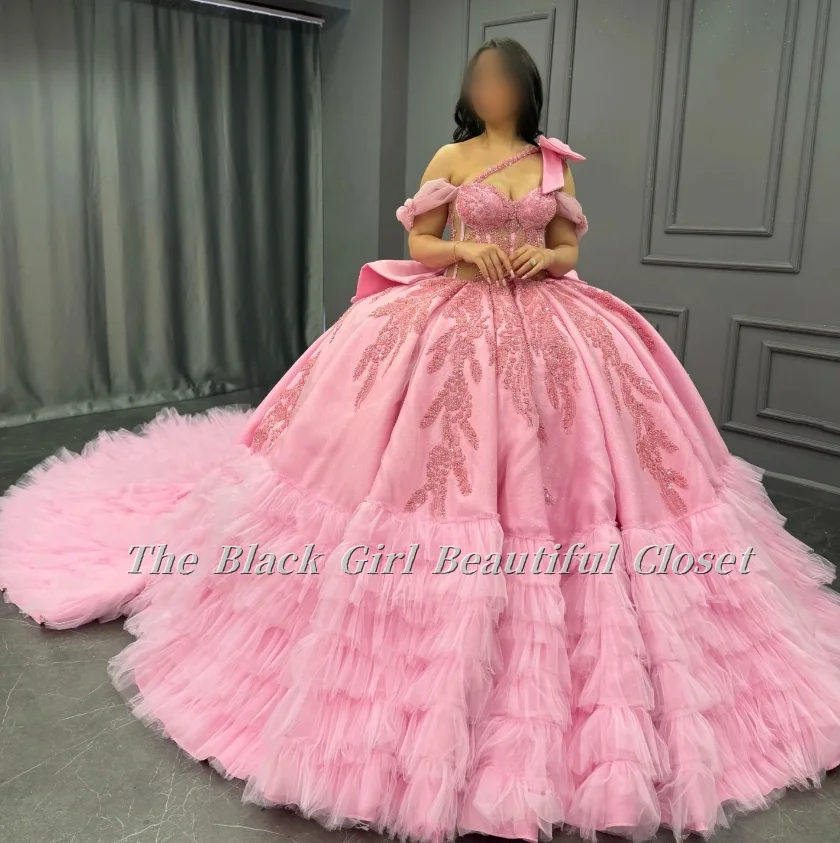 

Customized Elegant Pink Beaded Quinceanera Gowns One Shoulder Beaded Applique Trailing Princess Prom Dresses Bowknot Birthday