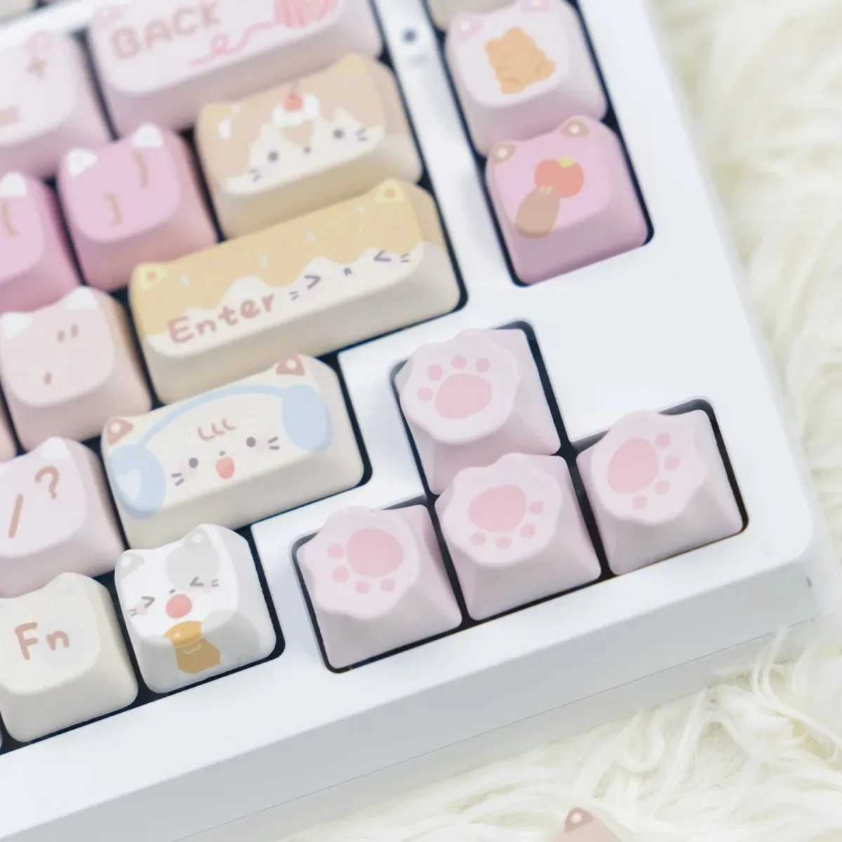 Imagem -04 - Personalizado Gato Bonito Keycaps Grupo Rosa Keycaps Sublimação Térmica Quadrada Alice Teclado Mecânico Cap Presente Mao Novo