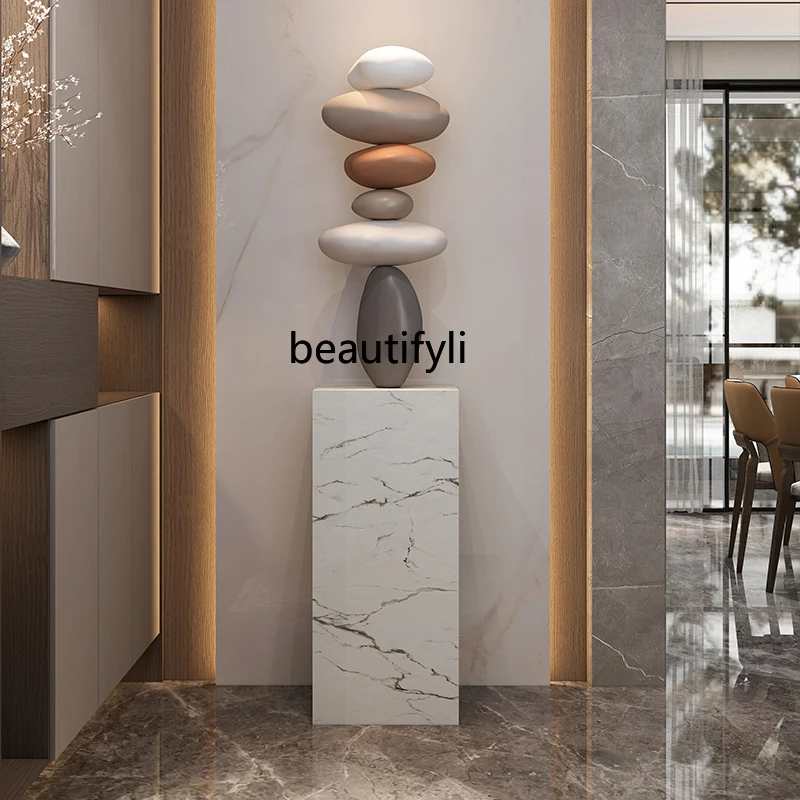 

large floor-to-ceiling ornaments, living room entrance decoration, large sculpture at the entrance of high-end companies