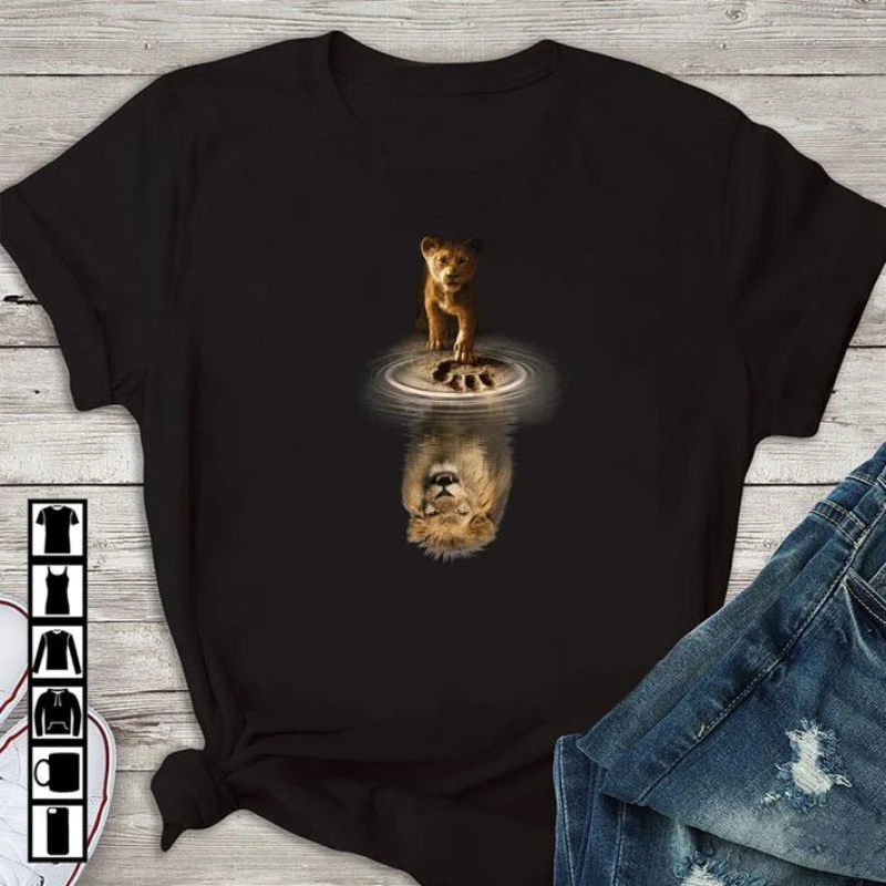 Hot Sale Simba Water Reflection Mufasa T Shirt. New 100% Cotton Short Sleeve O-Neck T-shirt Casual Mens Top Harajuku Streetwear