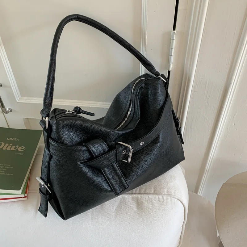 

Large capacity multifunctional fashionable women's commuting crossbody bag, casual shoulder tote bag