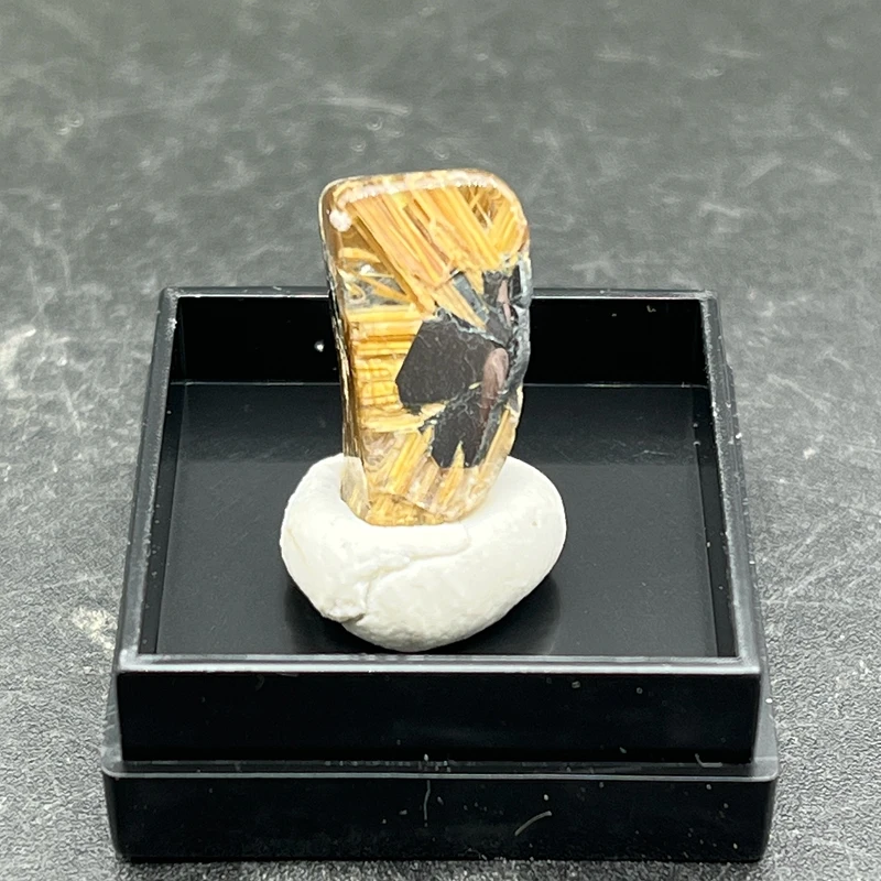 100% Natural Brazilian Gold Quartz Hair Crystal Mineral Specimen Crystal Rock Gemstone and Crystal Quartz Box Size 2.7cm