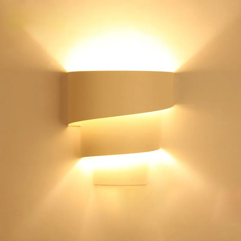 Modern Minimalist Bedroom Wall Lamp Bedside Lamp Italy Three-Layer Wall Lamp Bedside Lamp Fashion Simple Wall Lamp