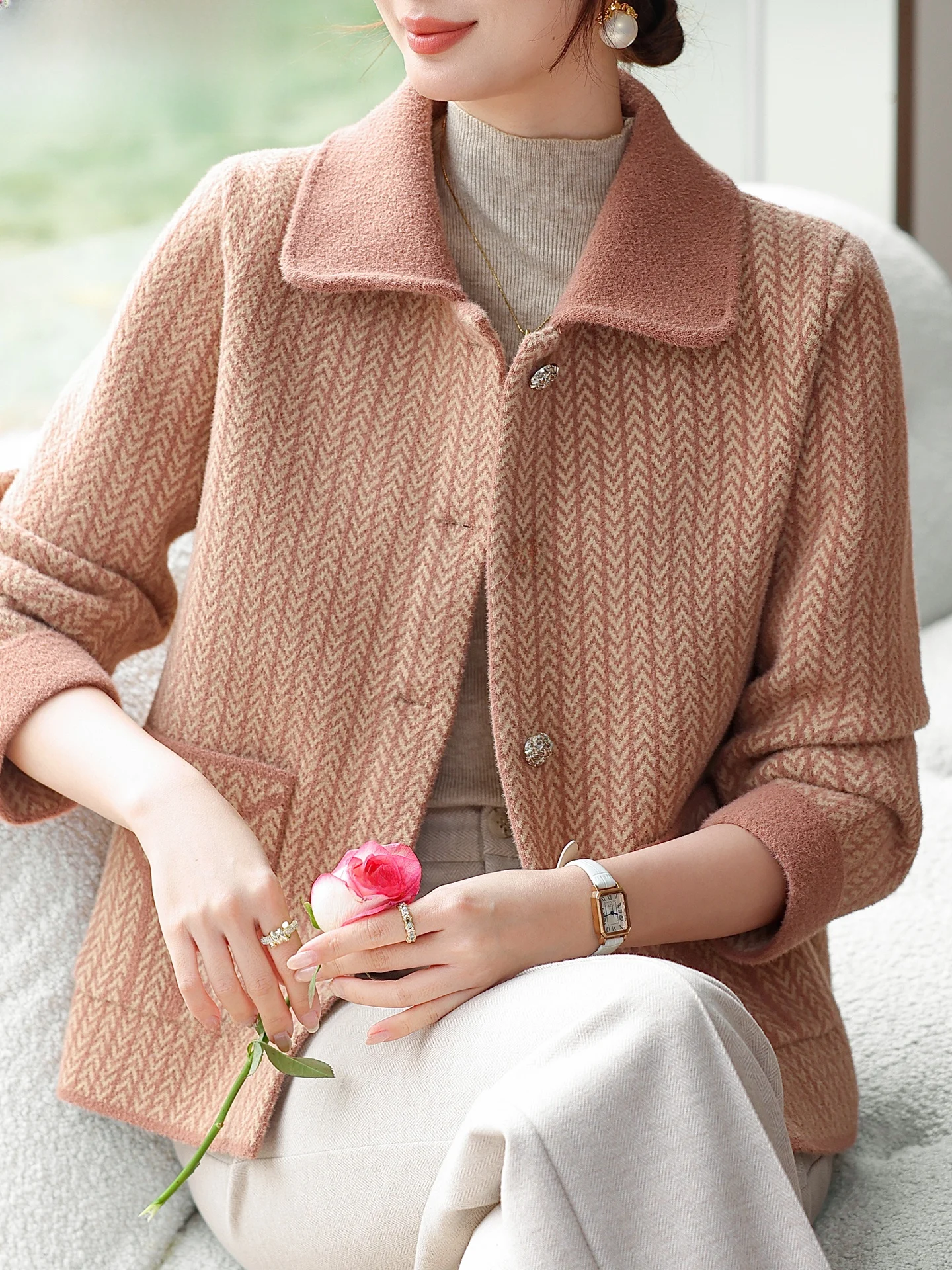 

Вязаный свитер Sli Spring для женщин среднего и старшего возраста: модный, в стиле «маленький аромат», свободный крой