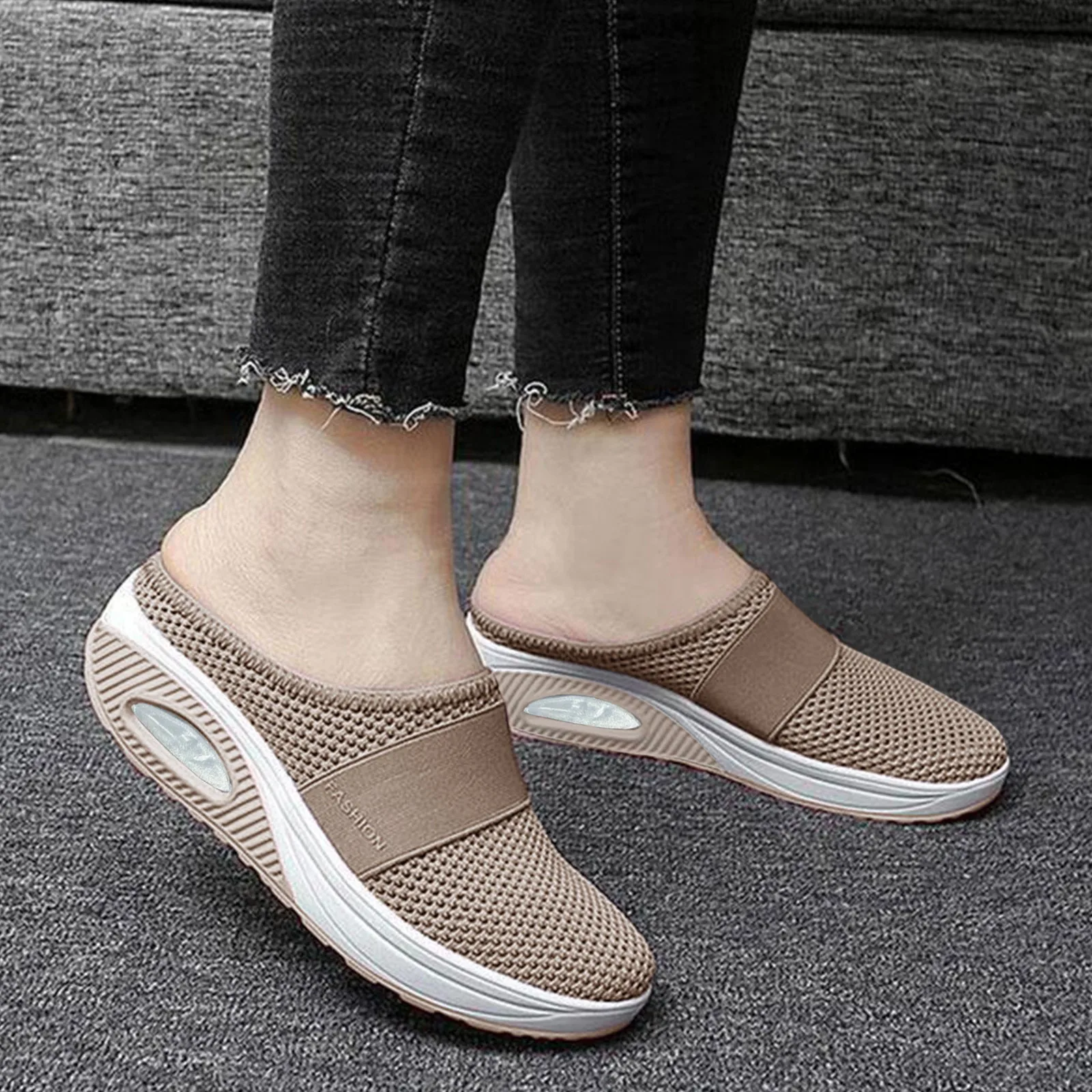 Lightweight Comfortable Package Head Slippers Female Thick Bottom Air Cushion Hollow Mesh Breathable No Heel a Stirrup Flat Shoe